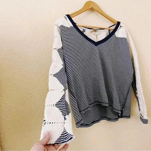 Free people crochet knit top longsleeve sweater - Picture 1 of 7